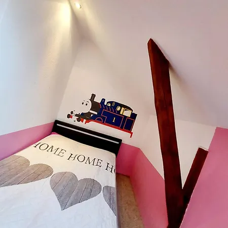 Jamshidi Holiday home